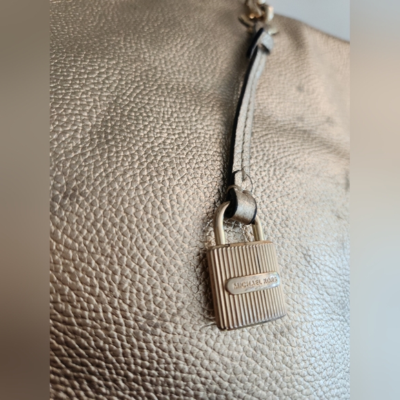 Michael Kors Bargain Computer Tote Bag - Picture 7 of 15